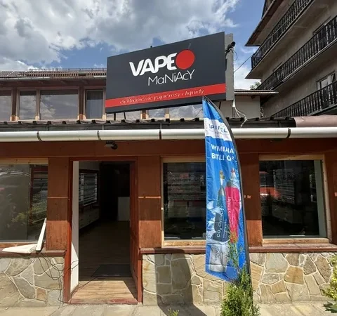 Wejście do punktu wymiany nabojów CO2 VapeManiacy Zakopane przy Nowotarska 4, Zakopane