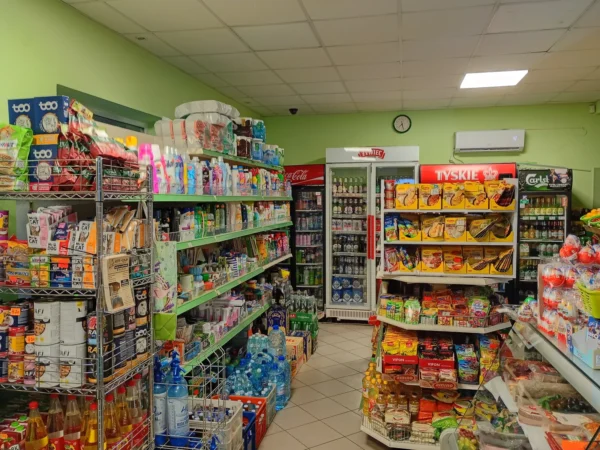 Wnętrze punktu wymiany nabojów CO2 minivita market ul.Pieninska, ul.Pieninska 2, Rzeszów