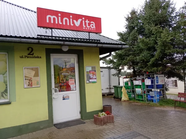 Wejście do punktu wymiany nabojów CO2 minivita market ul.Pieninska przy ul.Pieninska 2, Rzeszów