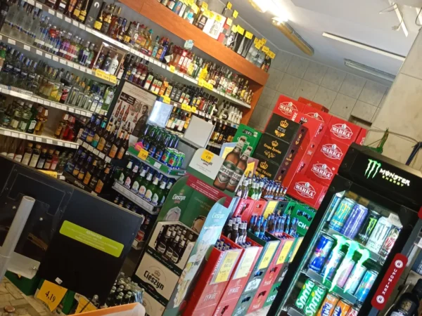 Wnętrze punktu wymiany nabojów CO2 Źródełko spółka cywilna, Powstancow 48, Syrynia