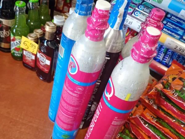 Naboje CO2 Spinel Soda dostępne w punkcie "DUET" AURELIA DYKO, ul. Karola Bytomskiego 28, Ruda Śląska